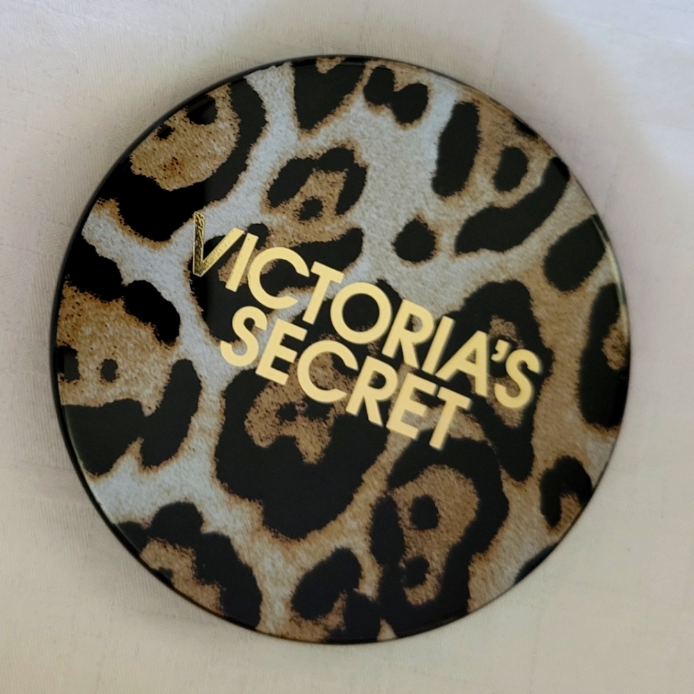 Compact mirrors